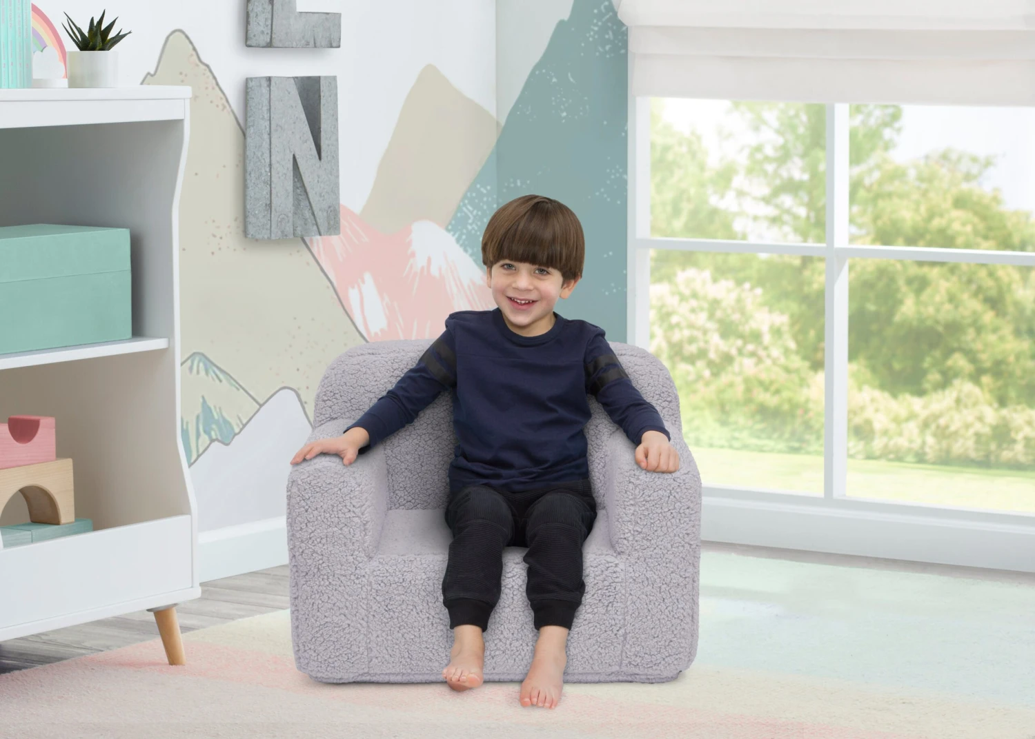 Delta Children Cozee Sherpa Chair For Kids